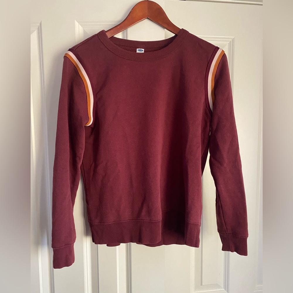 Old Navy Retro Style Crew Neck Sweater